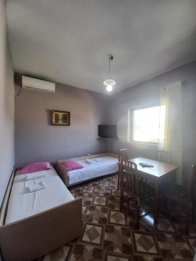 Arjana & Nelaj Apartments Ksamil Exteriér fotografie